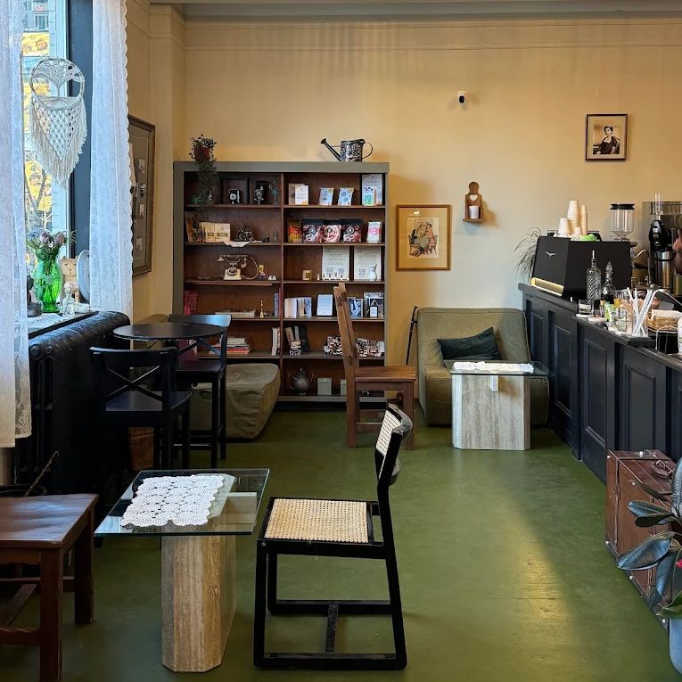 5s cafe  Free Workspace Product Image